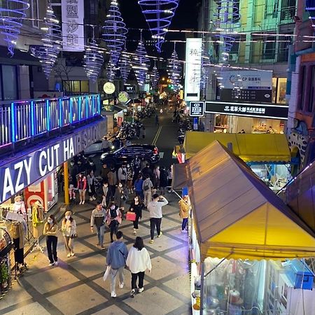台中市一中街星辰アパートメント エクステリア 写真